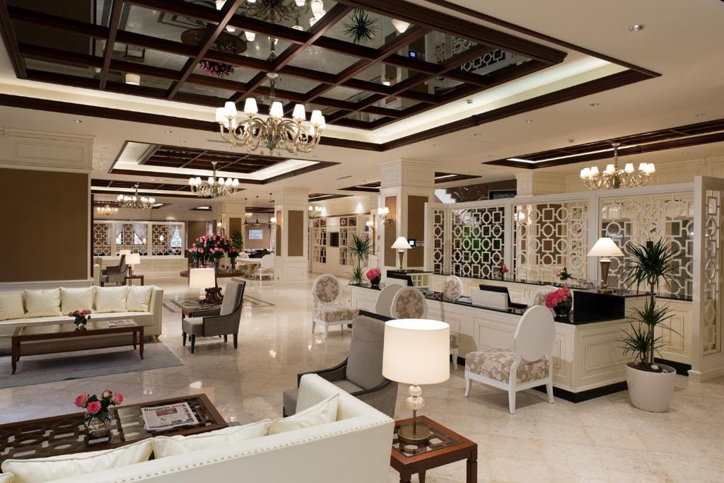 Divan Suite-2